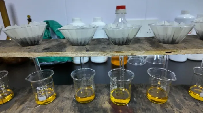 Activated Carbon Decolourisation Experiment - Tingyuan Activated Carbon